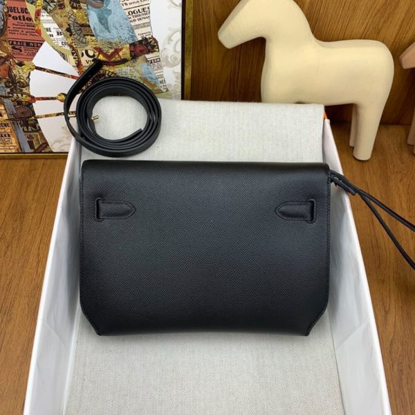 005557ab040c5793a7268438adff1211 Hermes Kelly Depeches 26 Pouch