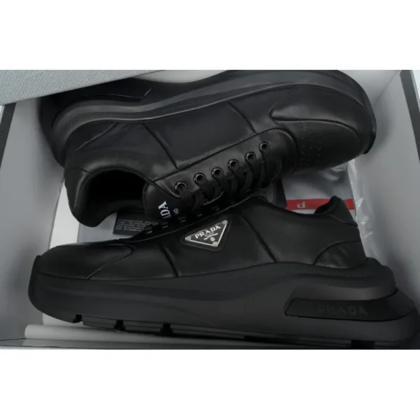 04328b29f480378355b5652b75e69030 PK God Batch Prada Sneakers Black bread shoes