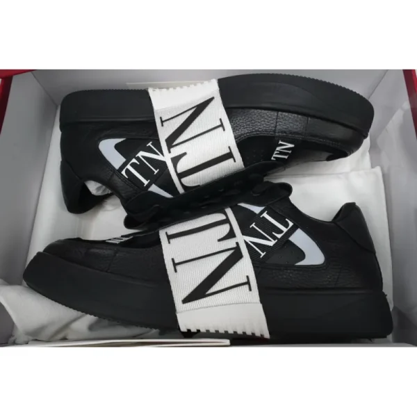 0b802a9e8bc91cccc5c8a5ee0975e3e8 Valentino Garavani VL7N Low Sneakers Black