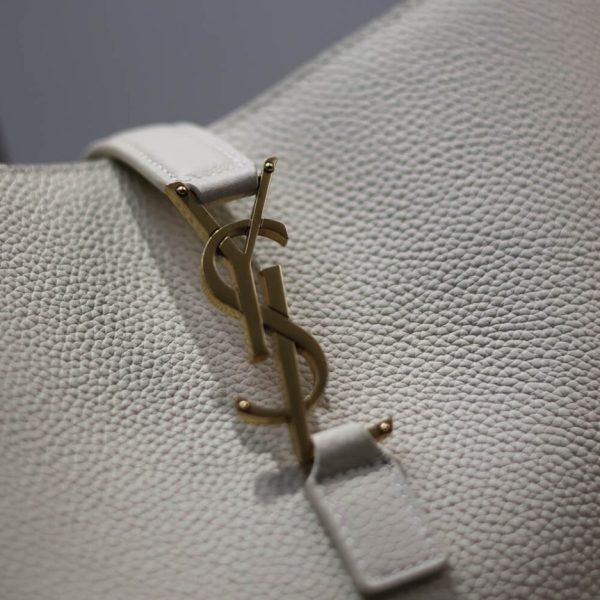 0fd885219afbe92295111e08968f0507 LE 5 A 7 BEA IN GRAINED LEATHER