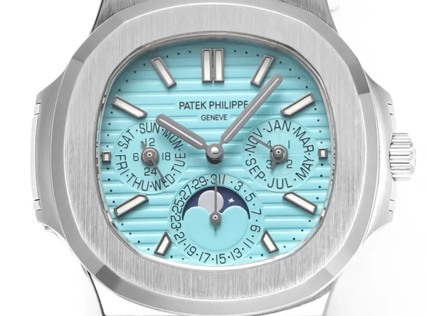 16017f63f0cc39413e6cfb9eb43e52ca Patek Philippe Nautilus Blue Perpetual Calendar