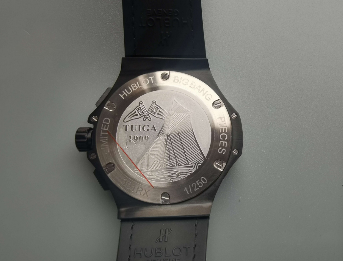 2d05c7dce143dcf626f8db6bae34ea31 Hublot 44mm 301.AI.460.RX Men Quartz 44 MM