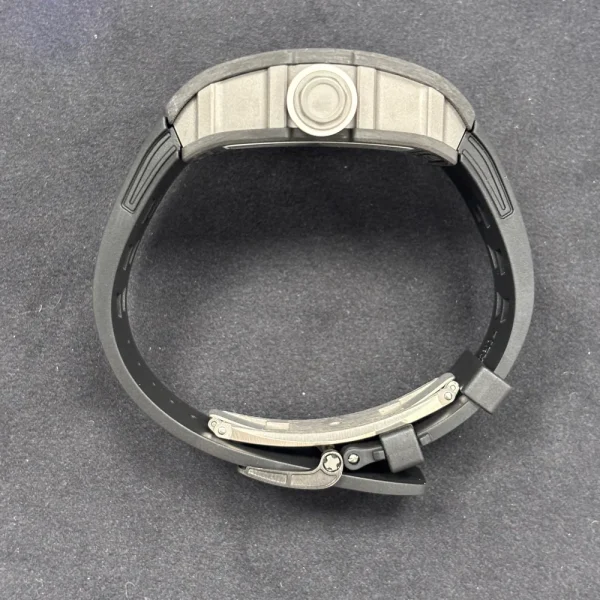 389fc5d538690183ef204ad3e09c4c78 RM055 Replica