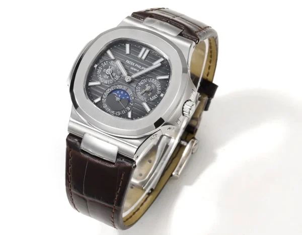 40fea070d04c6e5b4a6a026bfb3565a5 Patek Philippe Nautilus Grey Perpetual Watch