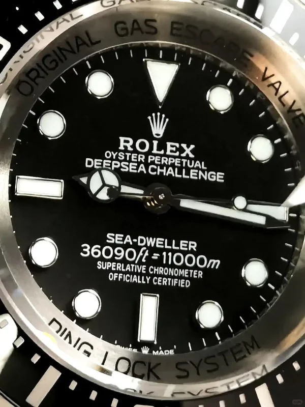 4c6bad4e0b7b0d7f37ef1b5dc0a32474 Rolex Deepsea 136660 44mm Black