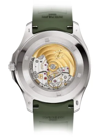 4de1a9967a81e2d3a8386aa2c465ceb6 Patek Philippe Aquanaut 5168G-010 White Gold