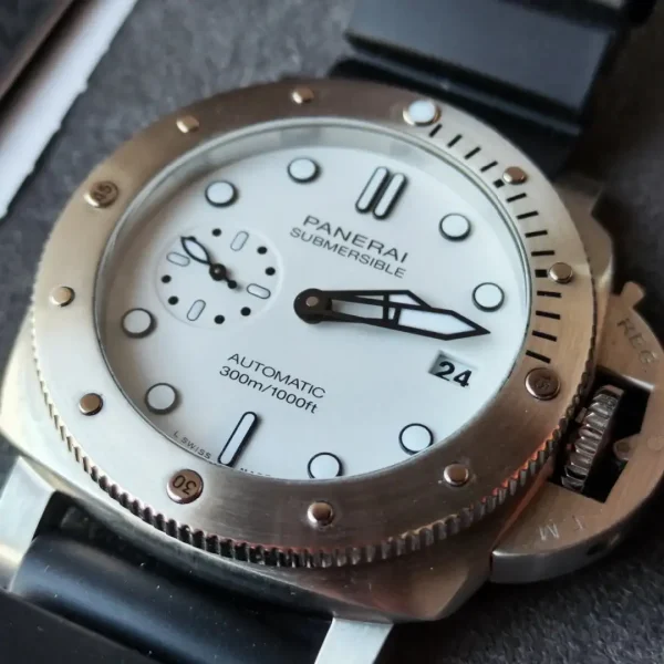 Panerai Submersible Men Automatic White Rubber Watch PAM01223