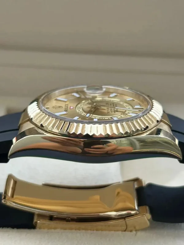 6220ccdd2bde7ff03622cffb6adb70db Rolex Sky-Dweller 326238 Champagne