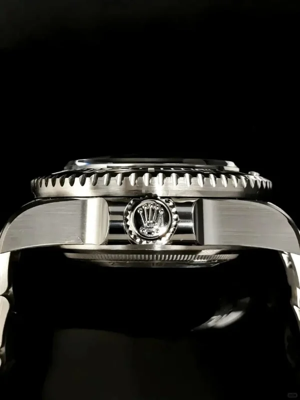 6fb6e6b3c7e1e9c280129c0eb5fc069f Rolex Deepsea 136660 44mm Black