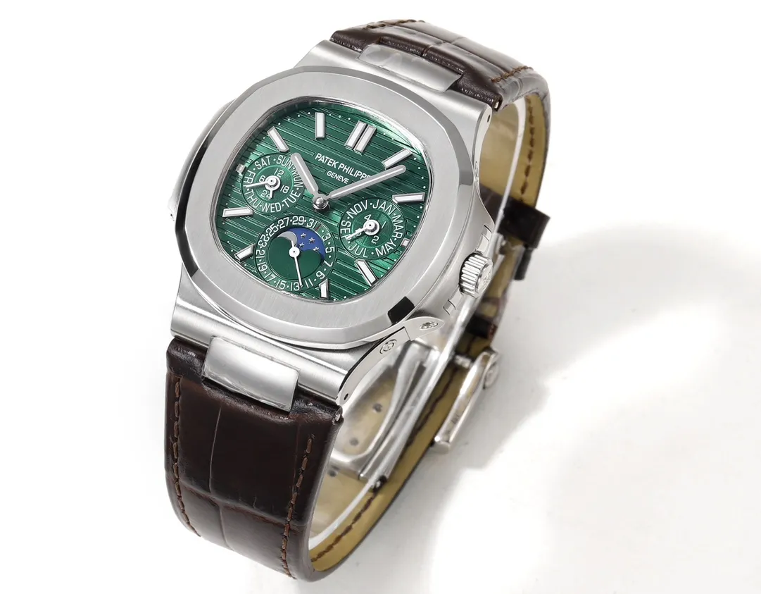 72be84513f9e23748a89a35d38477063 Patek Philippe Green Nautilus Watch