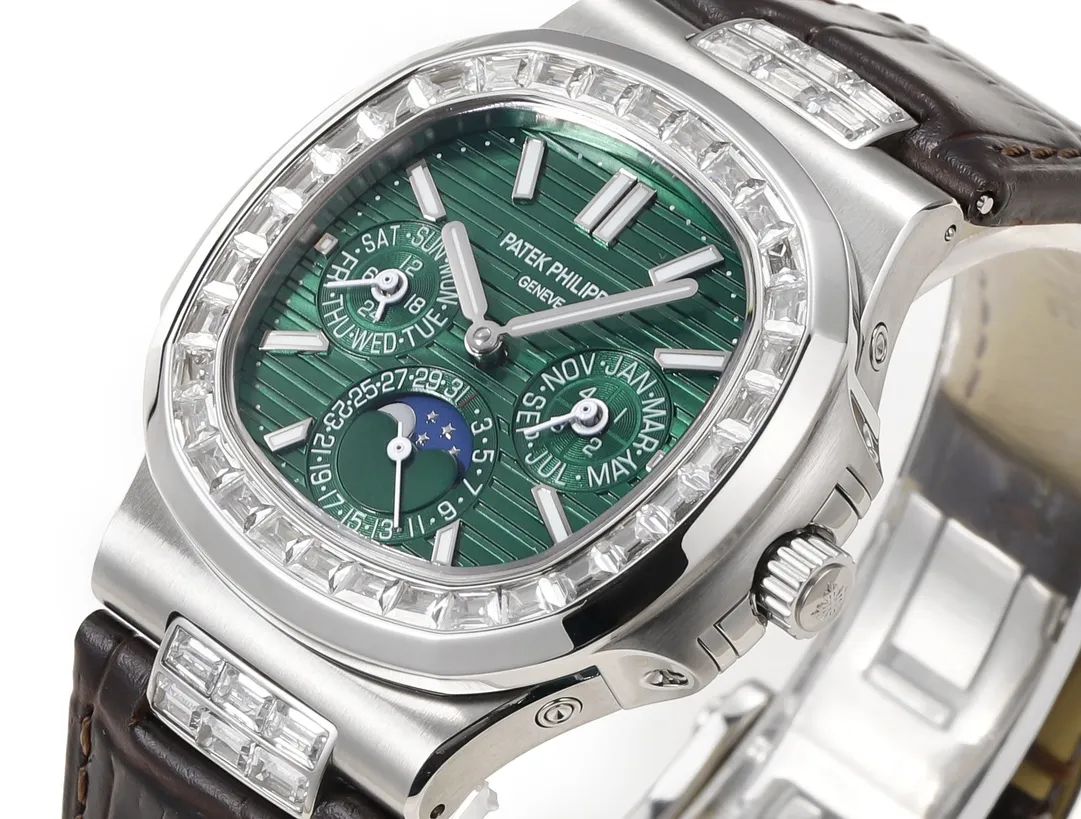 79d7723002cc08902cbbed88acc939eb Patek Philippe Green Nautilus Watch