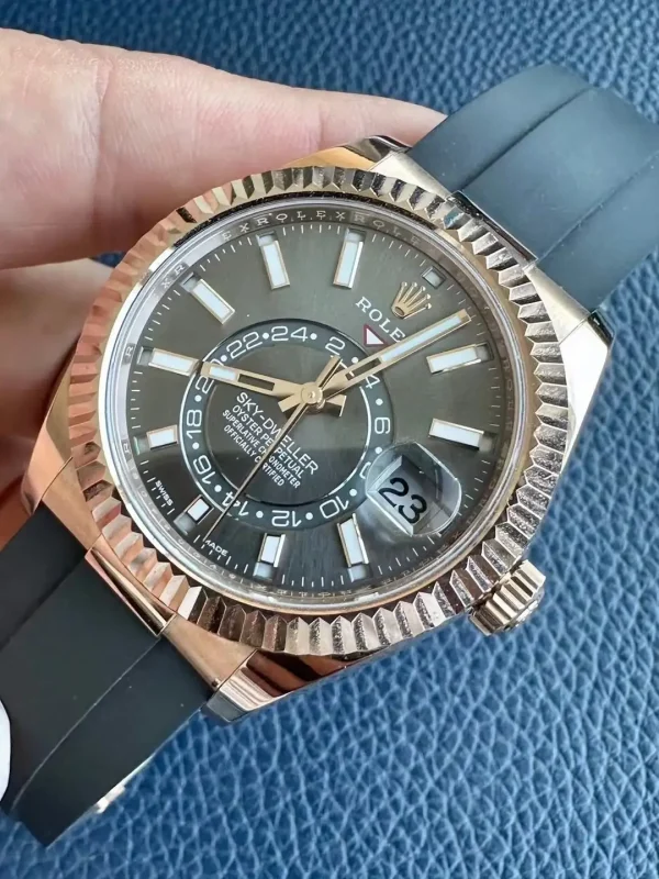 7a48f02ba0157da4e846eabd4c319a45 Rolex Sky-Dweller 326235 Black