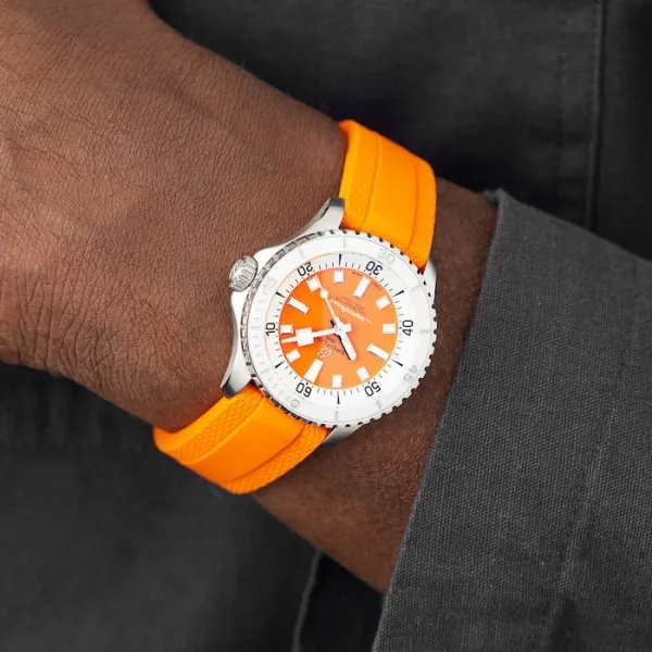 Breitling Superocean Unisex Automatic Orange Rubber Watch A17377211O1S1