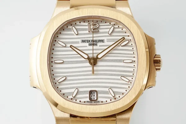 91e0be0e65c2665e5008ed38f76f7118 Patek Philippe Gold Nautilus Ladies Watch
