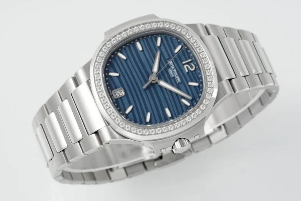 988c4cef7155ffcad43f5e0d04689422 Patek Philippe Blue Nautilus Ladies Watch