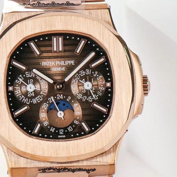 9d6da384e8ed05c2dd14f899fb88c895 Patek Philippe Rose Gold Nautilus Watch