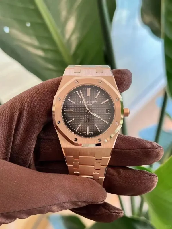 a053927d85a7fab10d6d14df2d6bc0d1 Audemars Piguet Royal Oak Quartz Brown 67650OR.OO.1261OR.01