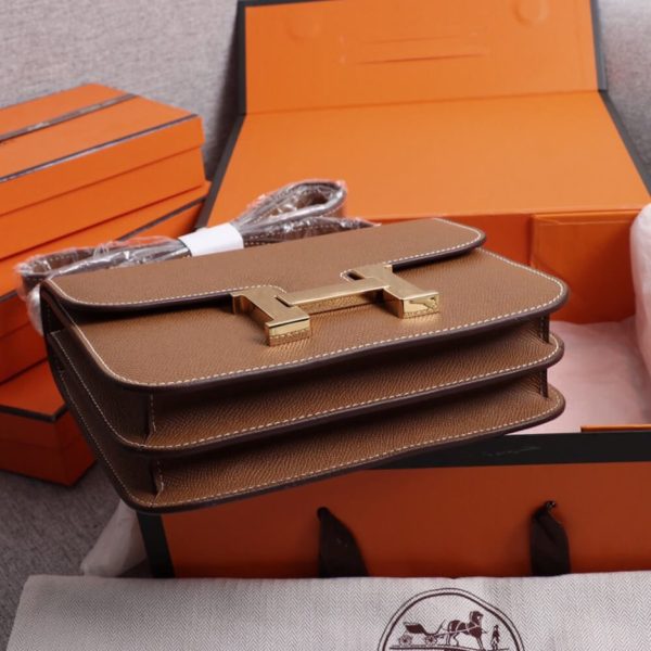 a68b2cb8e68f864e2f860e2c7f553b7b Hermes Constance 24
