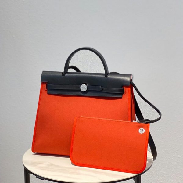 a708fb2eb24dbee8d2099c440e2eef2c HERMES Herbag Zip 31 bag