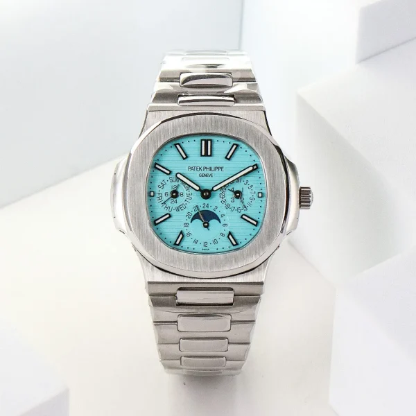 b07058c448a46e5d129f6ff84aabbc0e Patek Philippe Blue Nautilus Watch 5740/1G