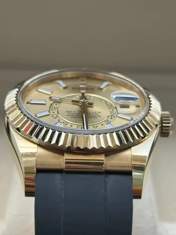 b3045bb5434c7e06a7080c8fb39ac558 Rolex Sky-Dweller 326238 Champagne