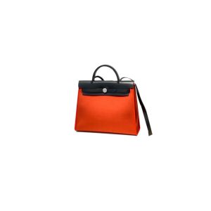 b80a8a429a2b7540e25f49f73e5a8c30 HERMES Herbag Zip 31 bag