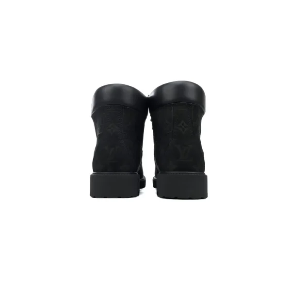 LOUIS VUITTON x Timberland 6-In Ankle Boot Black