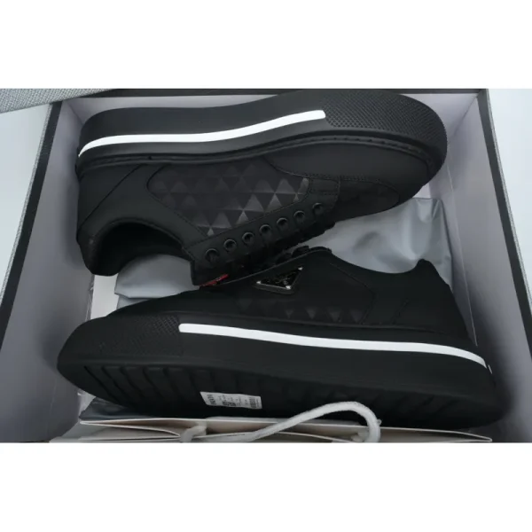 bf171076e695d213b188d0f94c5d7f8f PK God Batch Prada Sneakers Thick bottom black