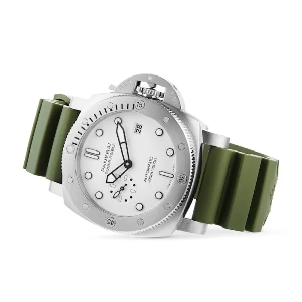 Panerai Submersible Men Automatic White Rubber Watch PAM01226