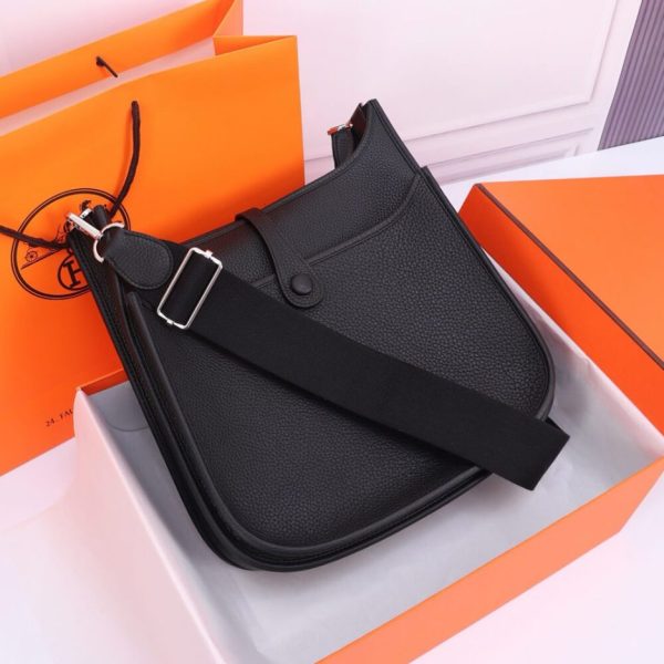 cd8925a0122875071b40b5961c3c5184 Hermes Evelyne 29