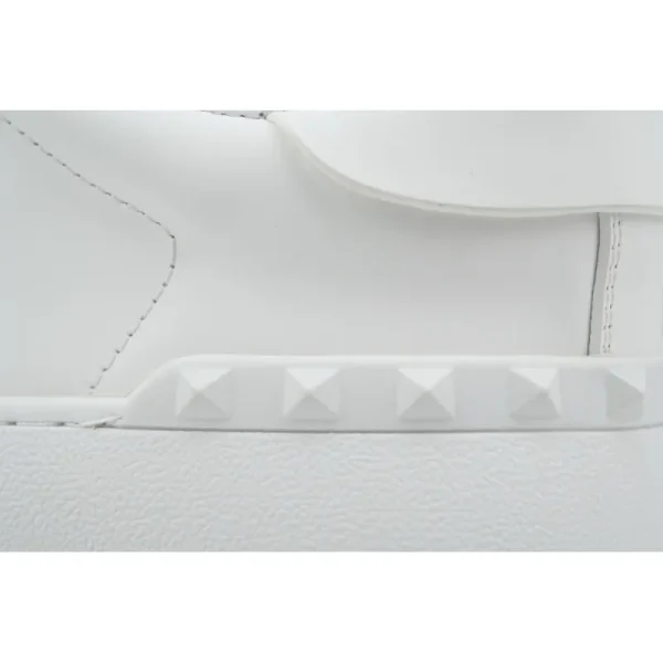 Valentino Rockstud White gold