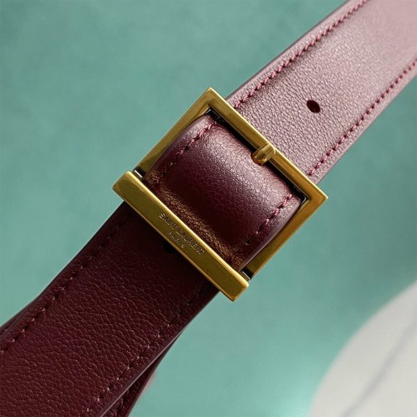 d25a50b6730bc8e2ce801b3704a5a7ab LE 5 à 7 SOFT SMALL IN SMOOTH LEATHER