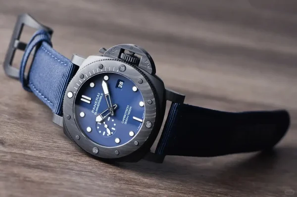 Panerai Submersible Men Automatic Blue Rubber Watch PAM01232