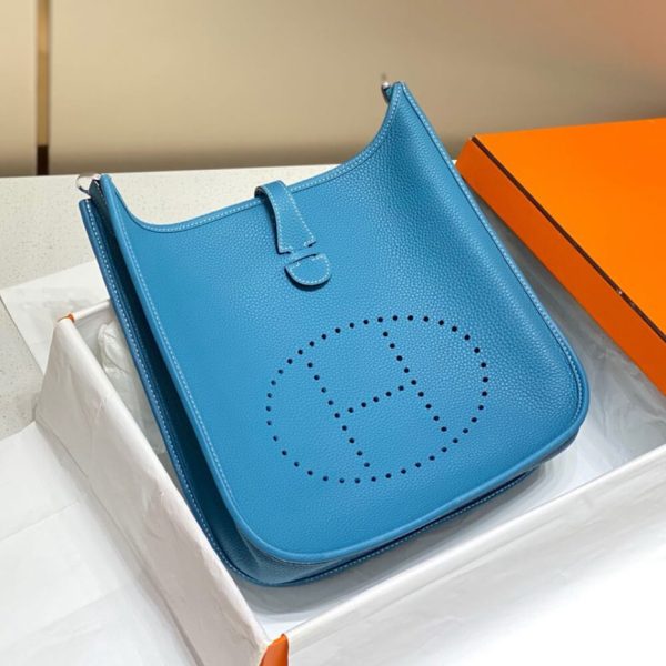 dc4a4197ba622e86768849349454e4c8 Hermes Evelyne 29