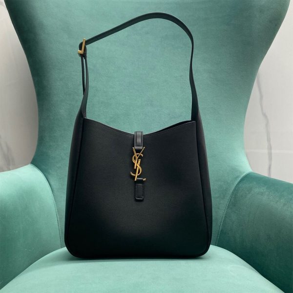 e2918e4041a0b373a18cefb5bbfa8840 LE 5 à 7 SOFT SMALL IN SMOOTH LEATHER