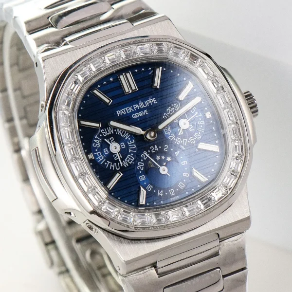 e8f032df6a9eb249108f002653ffe0ef Patek Philippe Blue Nautilus Perpetual Watch