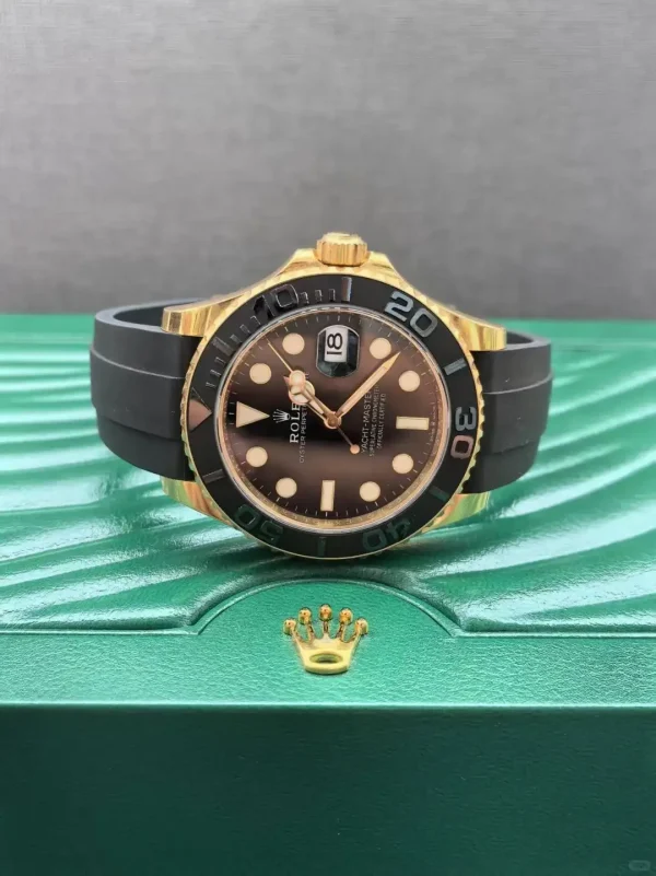 Rolex Yacht Master 42 Oyster 42 mm yellow gold 226658