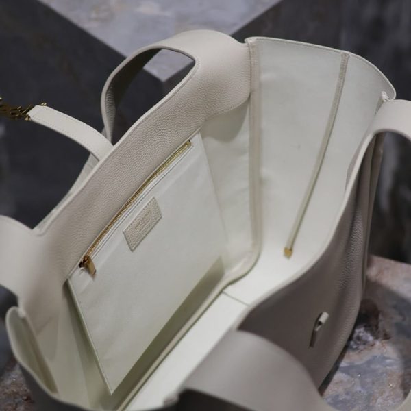 fee8370bf8f3f7311985b400f2a40a81 LE 5 A 7 BEA IN GRAINED LEATHER